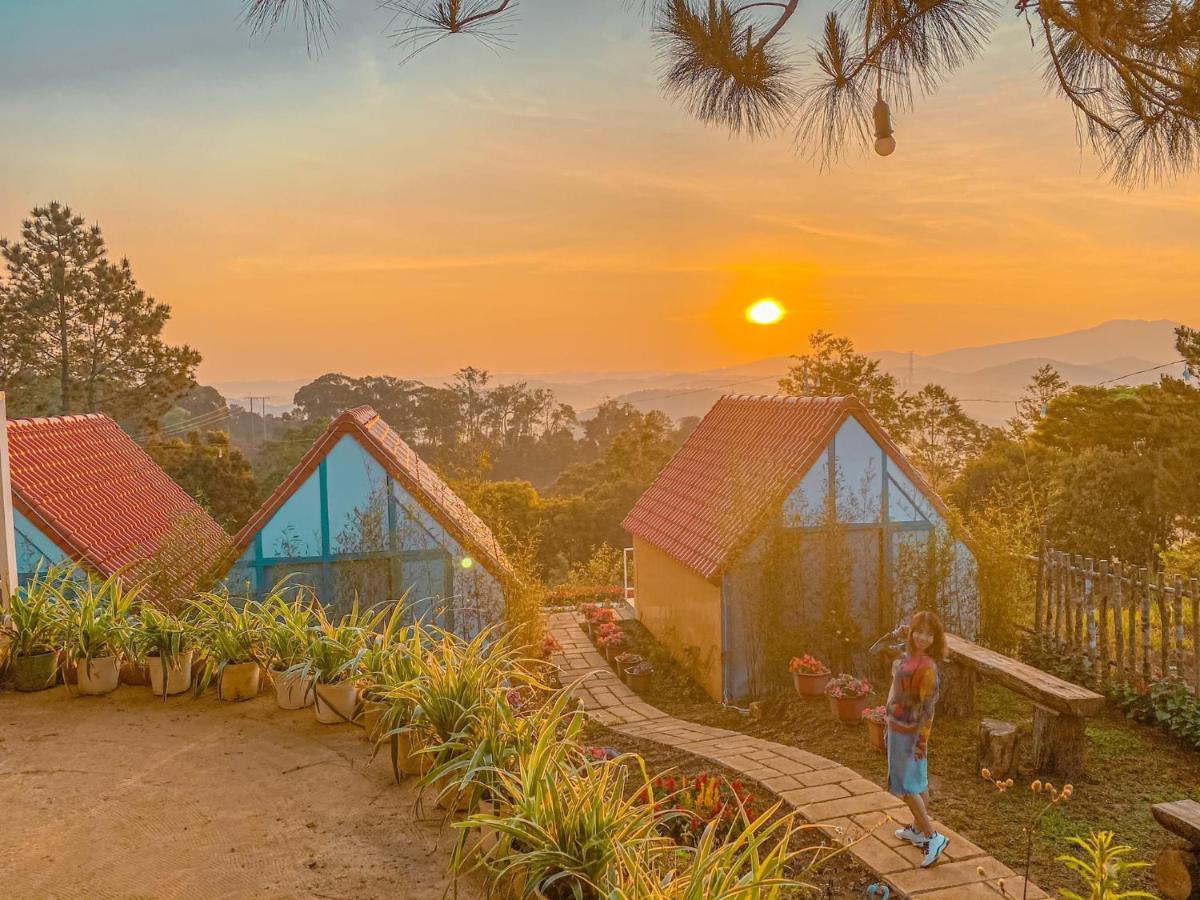 Paradiso Homestay Mangden Kon Von Kla Exteriör bild